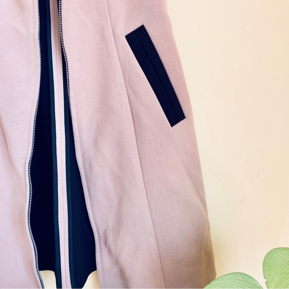 Sleeveless Zip Blazer Dress - Picture 3 of 5